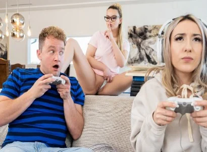 cô bạn gái bị bạn thân âm thầm cướp mất người yêu vì chỉ biết chơi game
